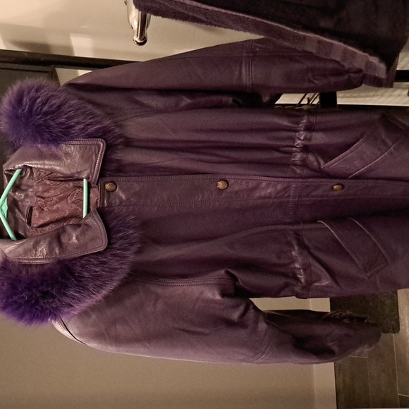 Purple leather jacket - Picture 1 of 3